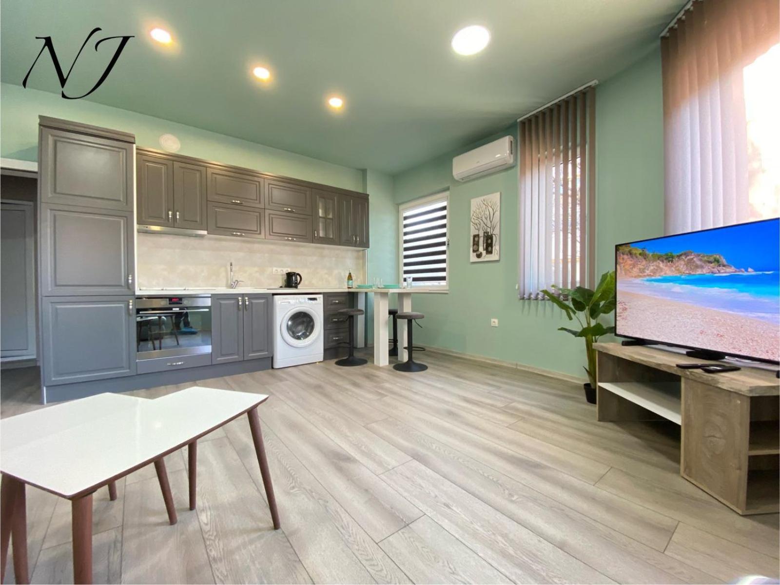 Nj Luxury Rooms And Suites Varna Exterior photo